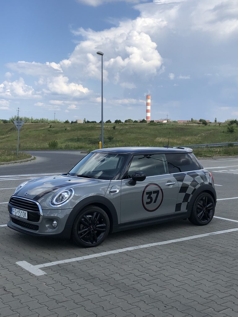 ubezpieczenie auto assistance w Warta